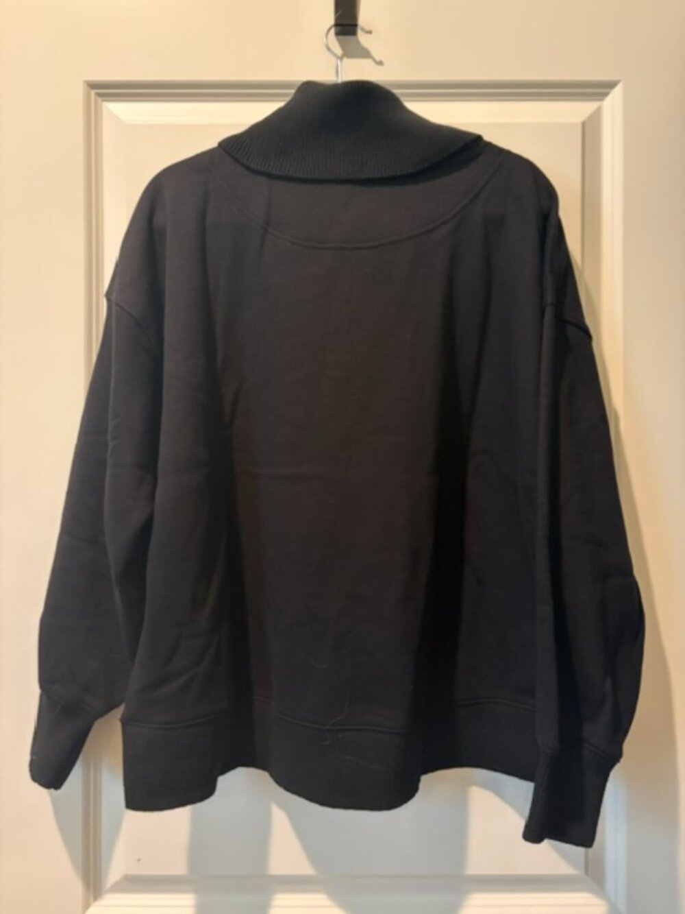 NWT Karl Lagerfeld Coupette Cat Sweatshirt - Picture 2 of 5